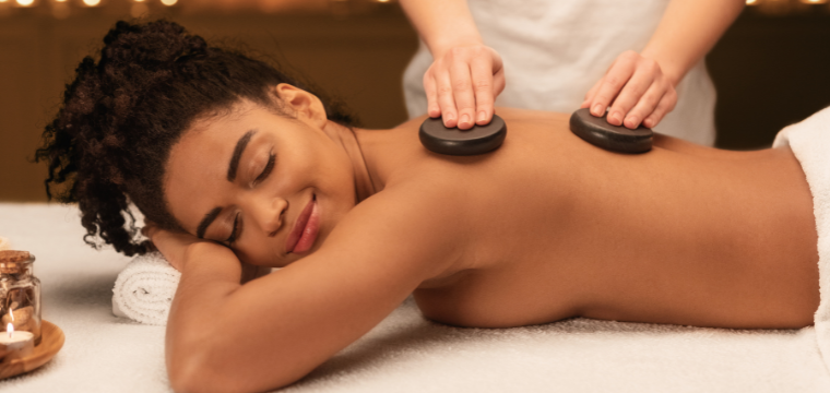 Massage aux Pierres chaudes