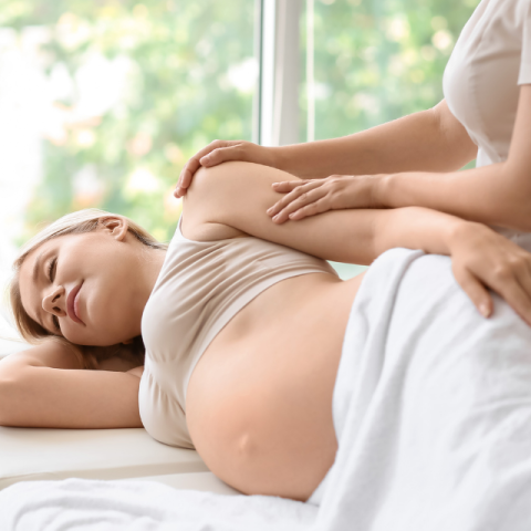 Rvlez le pouvoir du massage prnatal : Bien-tre absolu pour futures mamans