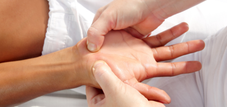 Relaxation  palmaire bien-tre (massage des mains)